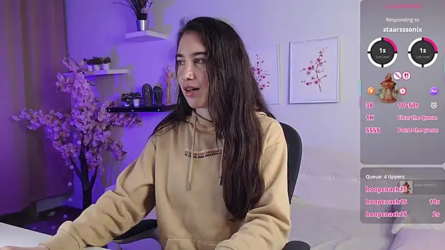 Belle_Via live