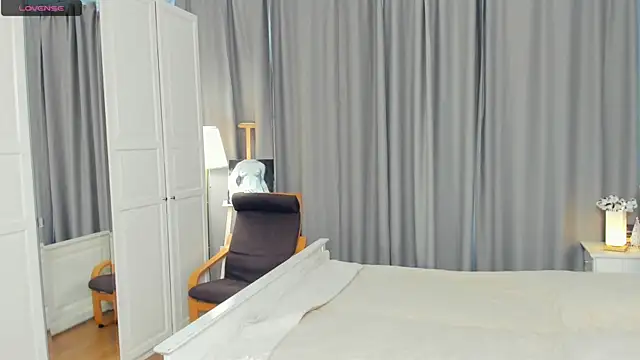 LavenderMitten live