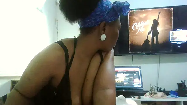 SexyyNana live