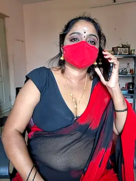 Queen_ilakiya live