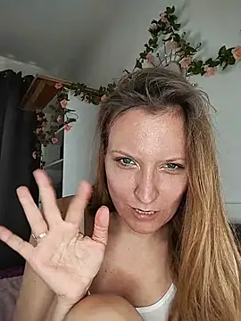 Candy_Cougar live