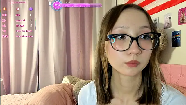 Karolinacreamm live