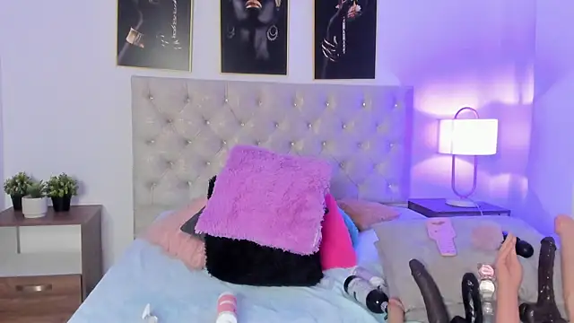 naomy_68 live