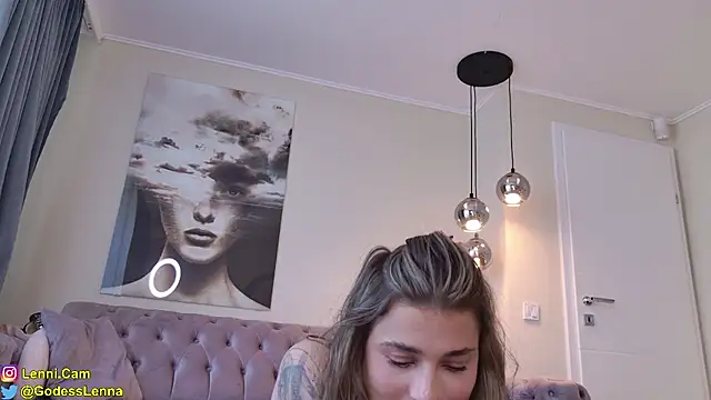 Lenna_Godess live
