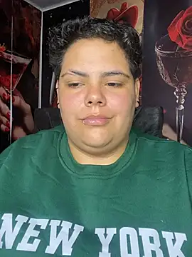 Hailey_Curvy live