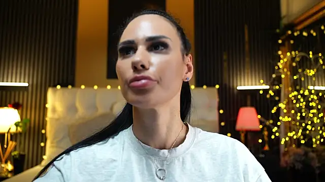 KatiaDivine live
