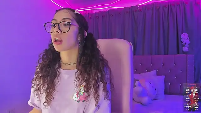 Sarah_Moon1 live