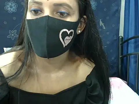 Only-Priya live