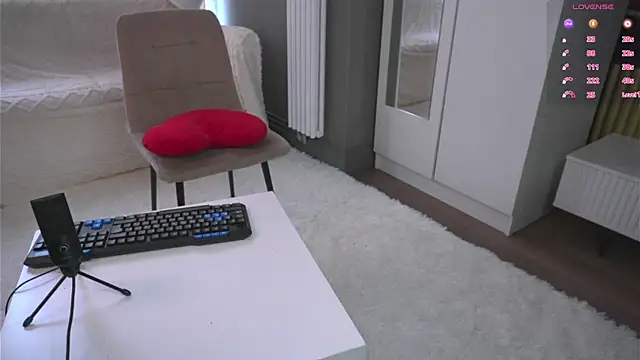 emmysmall live