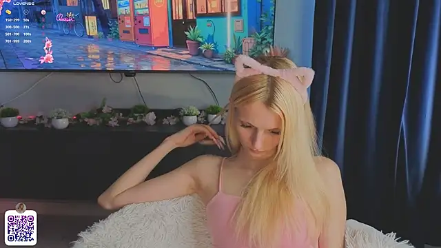 JuanaSumma live