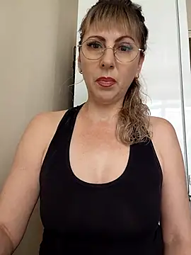 Kitty-MEOWW live