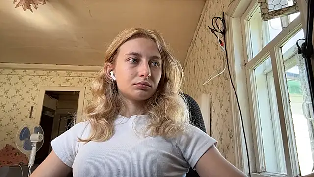 LisaBam live