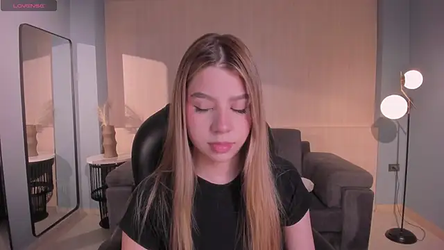 TiffannySins live