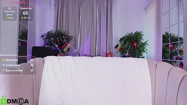 EmelyGlory live