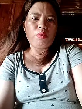 -Yeyi- live