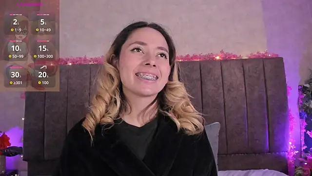 LanaMills_ live