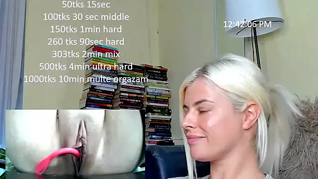 queenofthenighttt live