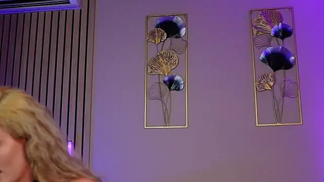 SabrinaJade live