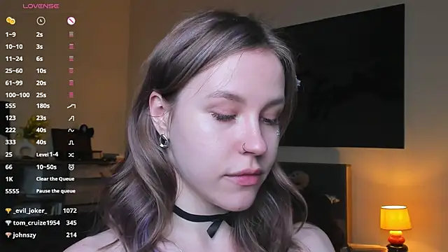 MaliaBourraine live