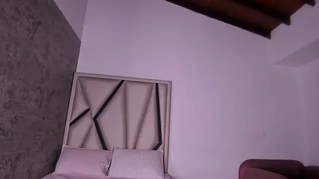 Kitty_lovee_23 live