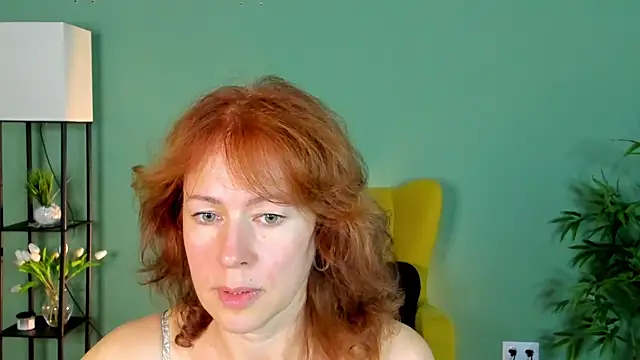 LeticiaRomano live