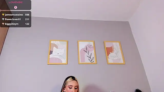 IvannaVolk_ live