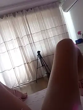 LauraDelightX live