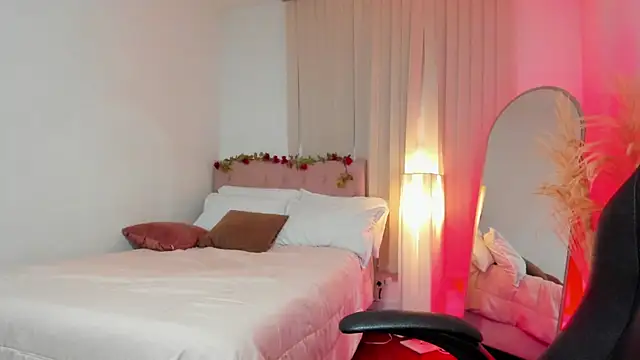 Charlotte_pleasure live