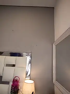 Eva_Johnss live