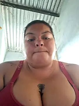 Juli_Powl live