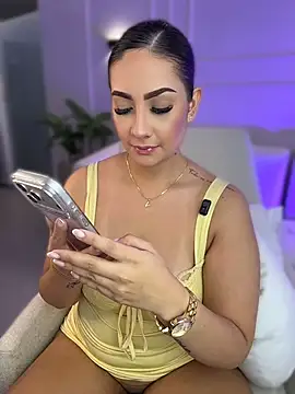 GabriellaFerrer live