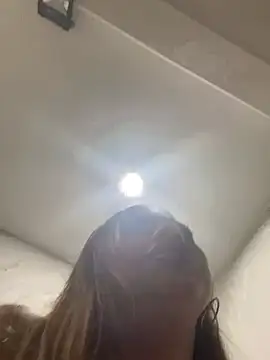MaddyStonee_ live