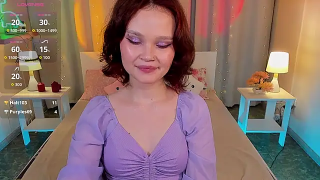 EmilyChaves live