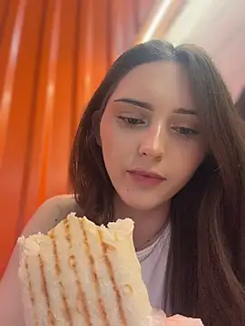 AnitaFly live