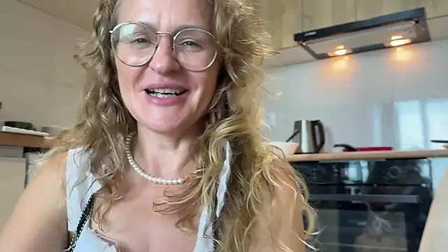 mommy_nadin live