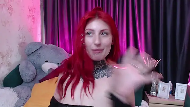 Nina_Blum_ live