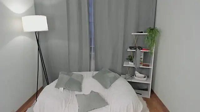LisaGinder live