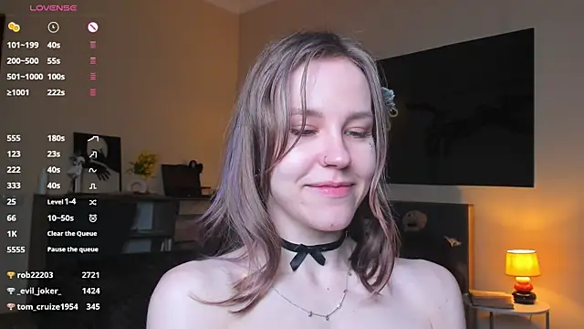 MaliaBourraine live