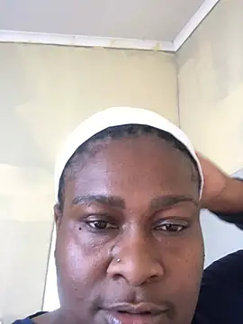 bustytitsxxx live