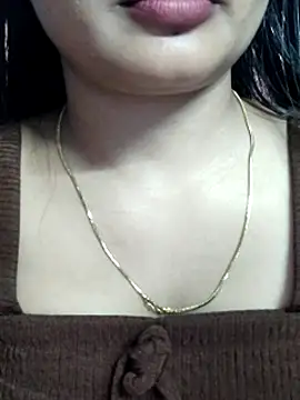 Wild-janvi live