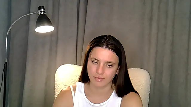 KiraHoney live
