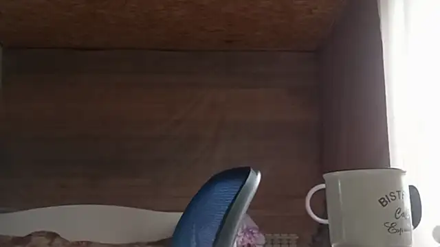 OliviaMoment live