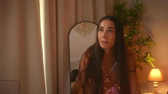 Miriam_fox live