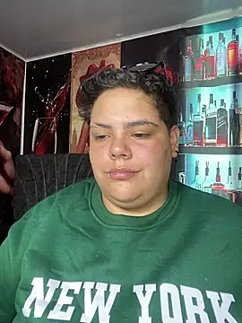 Hailey_Curvy live