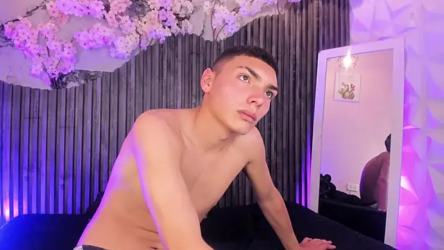 Mia_D_Tom live