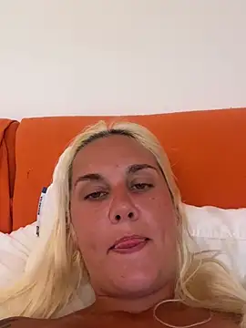 Sofia_beee live