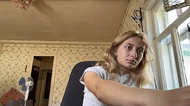 LisaBam live