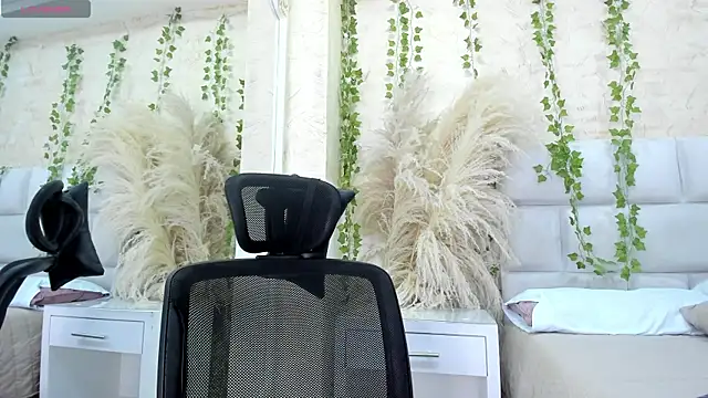 ScarletEvanss_ live