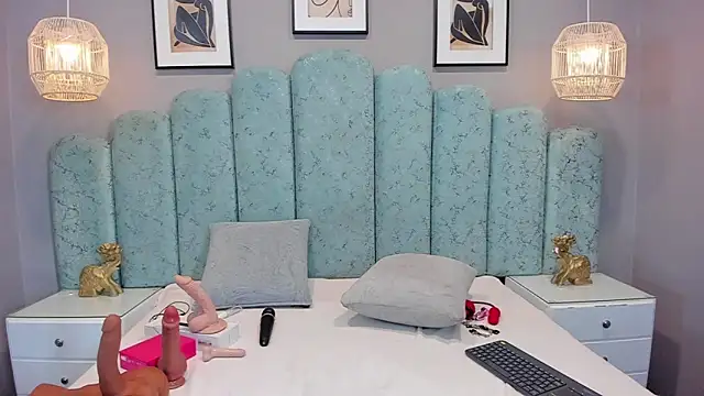 Sara_Vanegas live