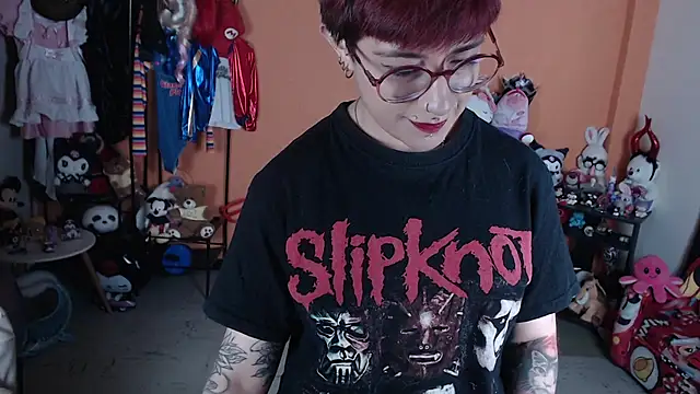 MissMiia2 live